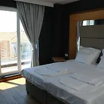 Botabara Del Mar Boutique 3* 포마리